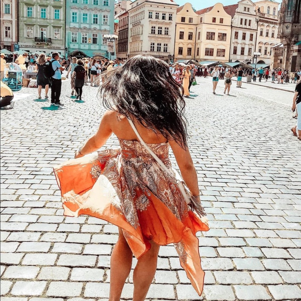 H&M Travel Blogger Sun dress